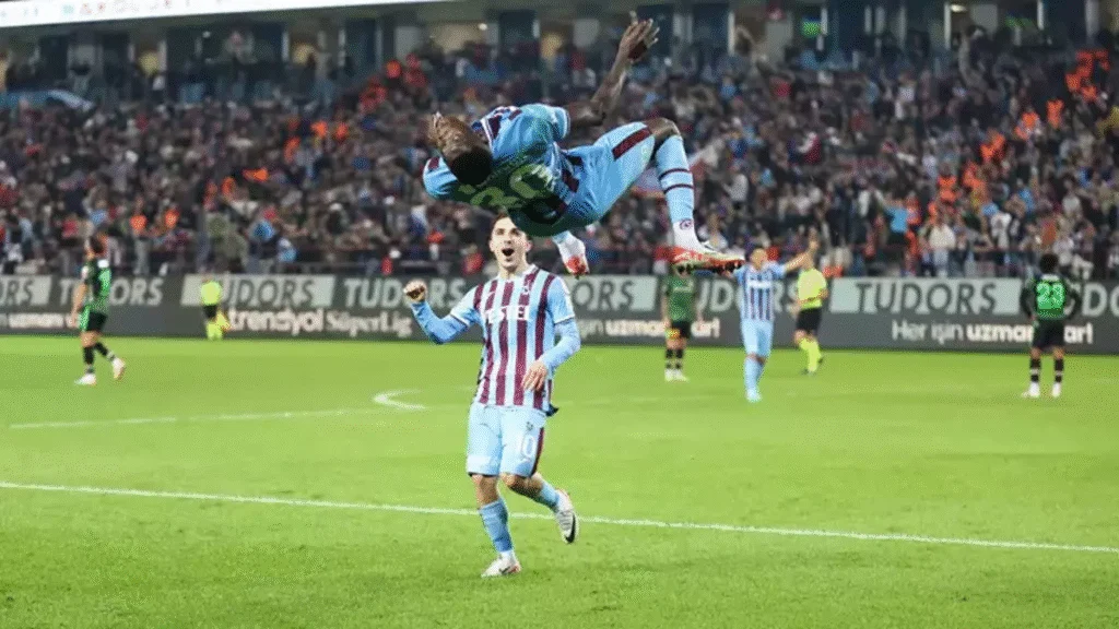 Paul Onuachu’nun kafa vuruşu